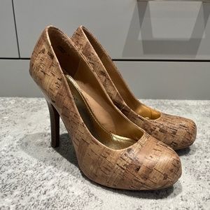 Cork pumps